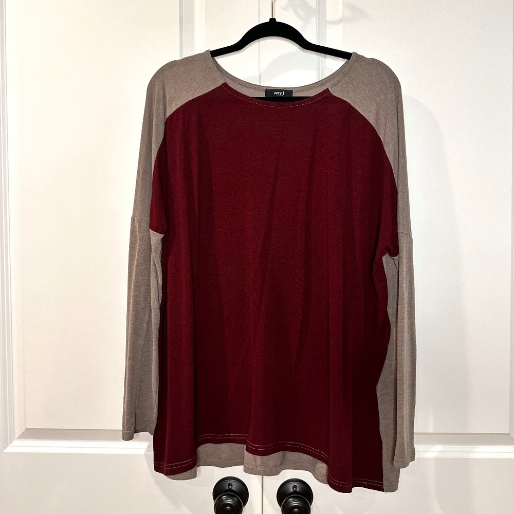 Long Sleeve Very J Purple top Size L